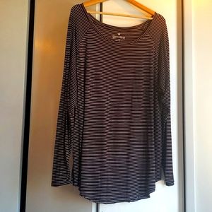 American Eagle XL Maroon and White Striped Tee